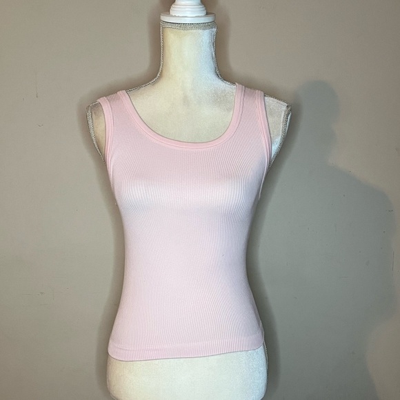 ⭐️Elodie Pink Sleeveless Women's Top - Picture 2 of 5